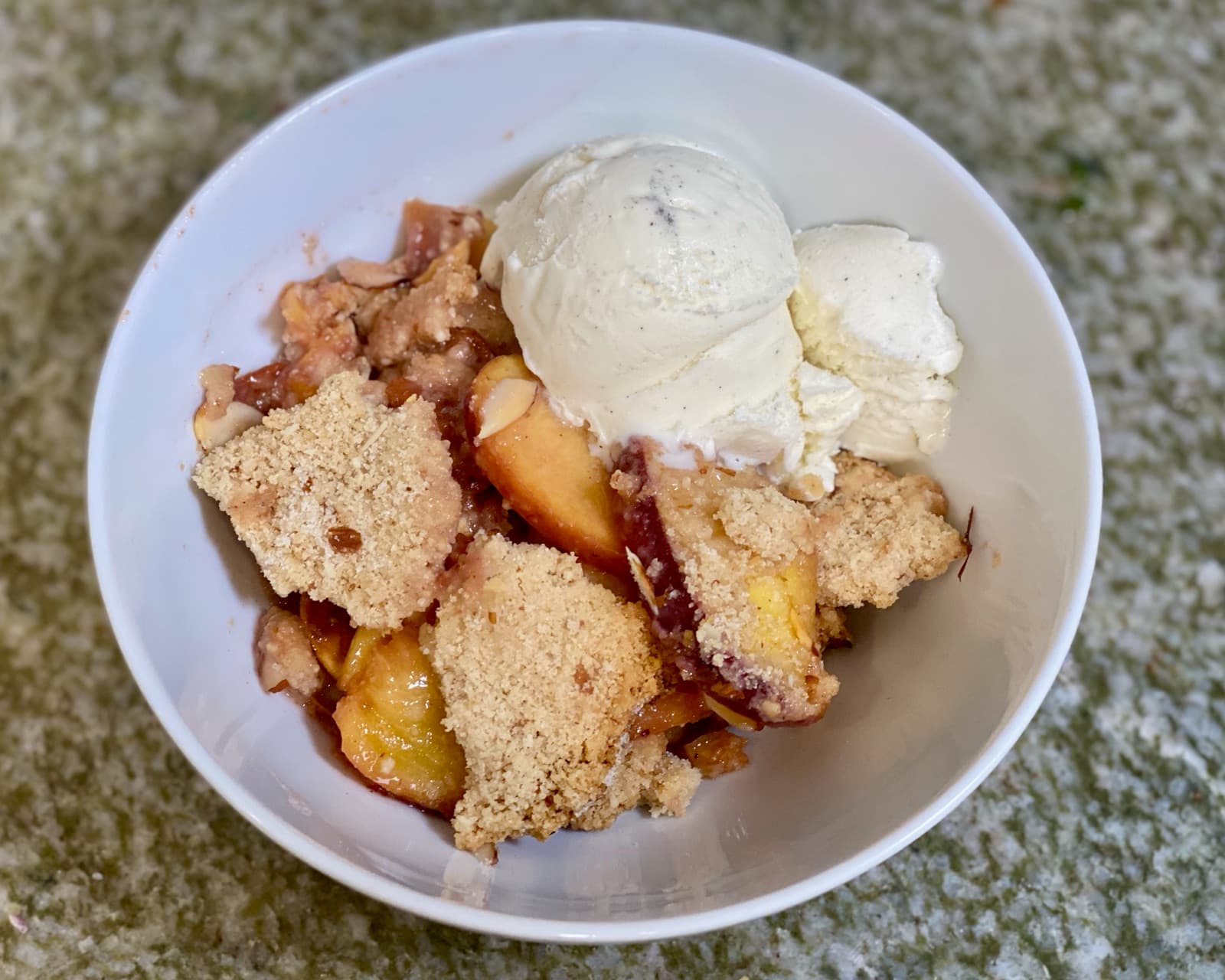 Peach Crumble
